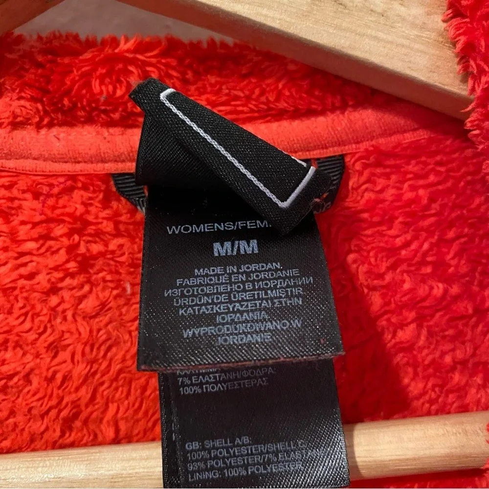 The North Face Women's Bright Red Fuzzy Sweatshirt sz M - Picture 3 of 5